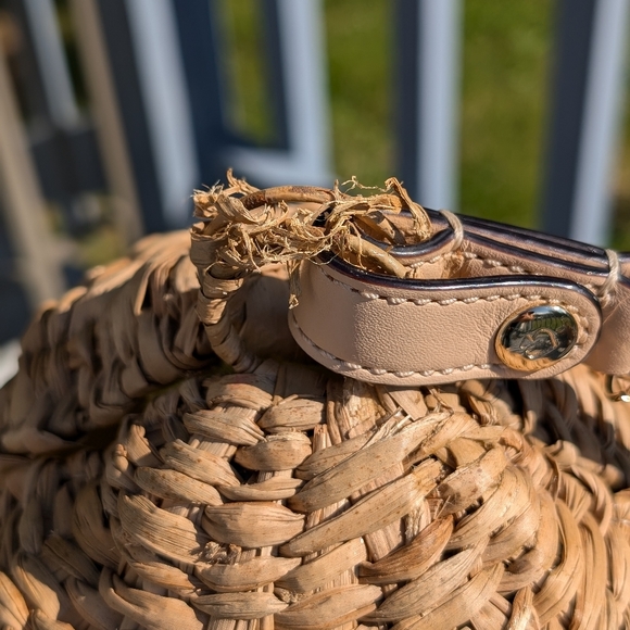 Kate Spade New York Down The Rabbit Hole Wicker Beehive Clutch - Picture 3 of 5